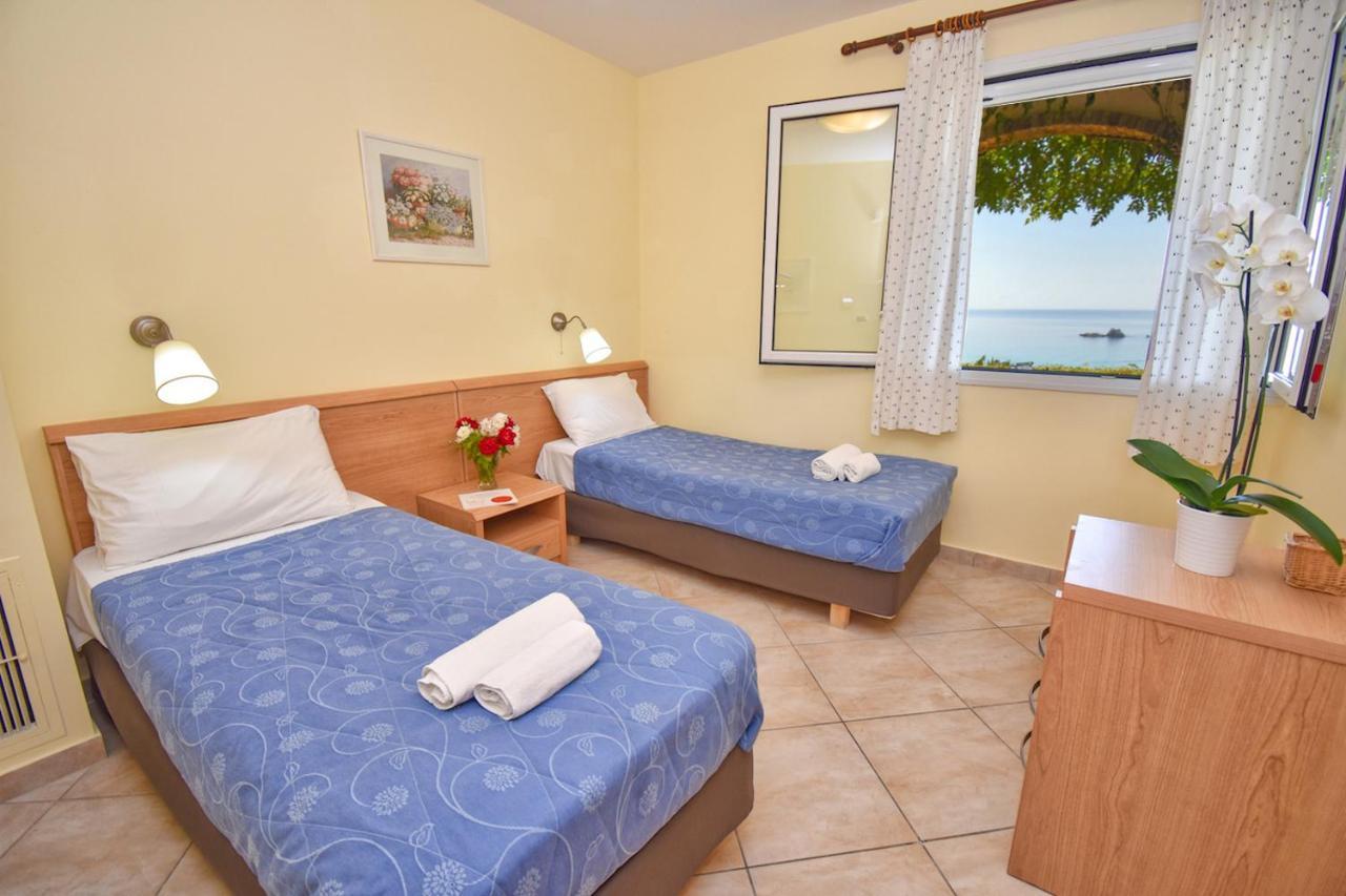 Corfu Resorts Apartments Pelekas Eksteriør bilde