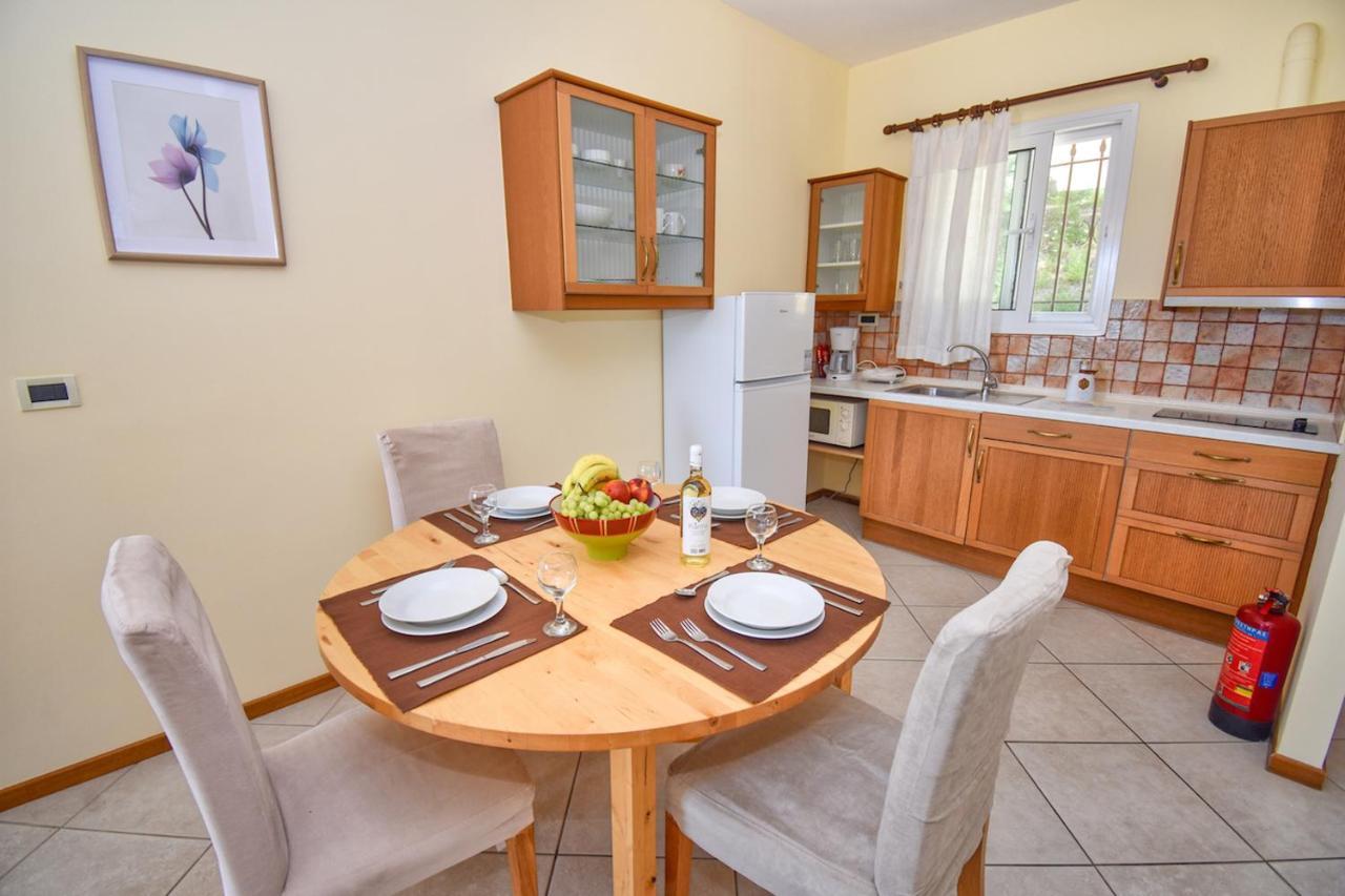 Corfu Resorts Apartments Pelekas Eksteriør bilde