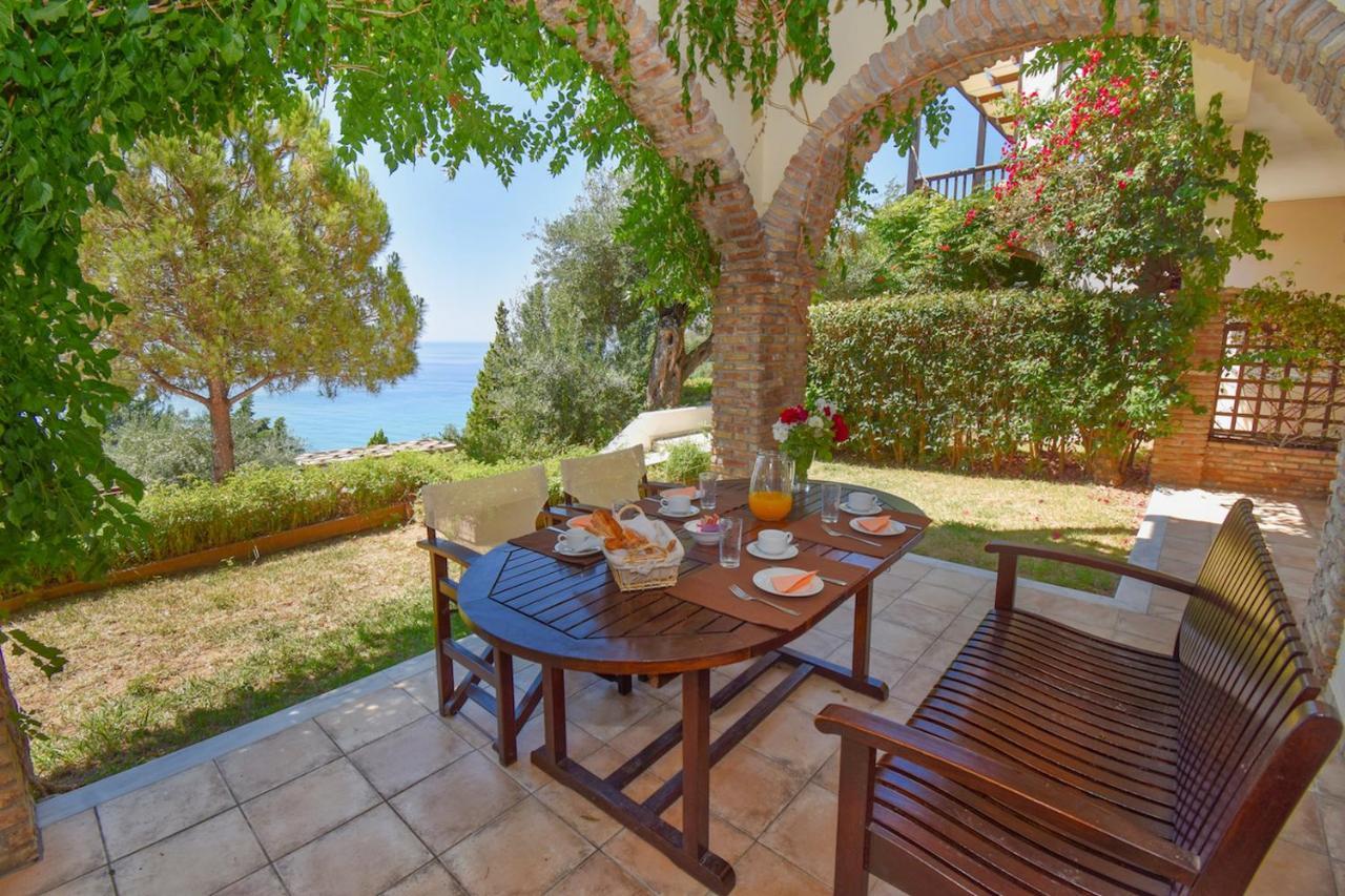 Corfu Resorts Apartments Pelekas Eksteriør bilde