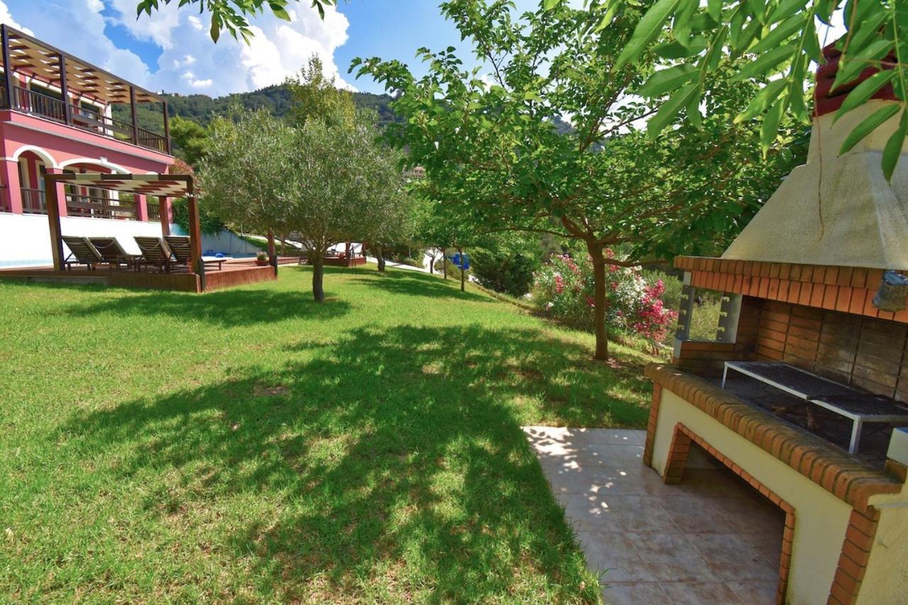 Corfu Resorts Apartments Pelekas Eksteriør bilde